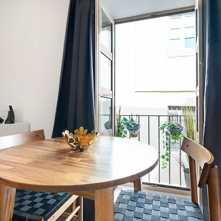 H2m Hiniestrosa French Balcony Aacc Wifi Apartment Malaga